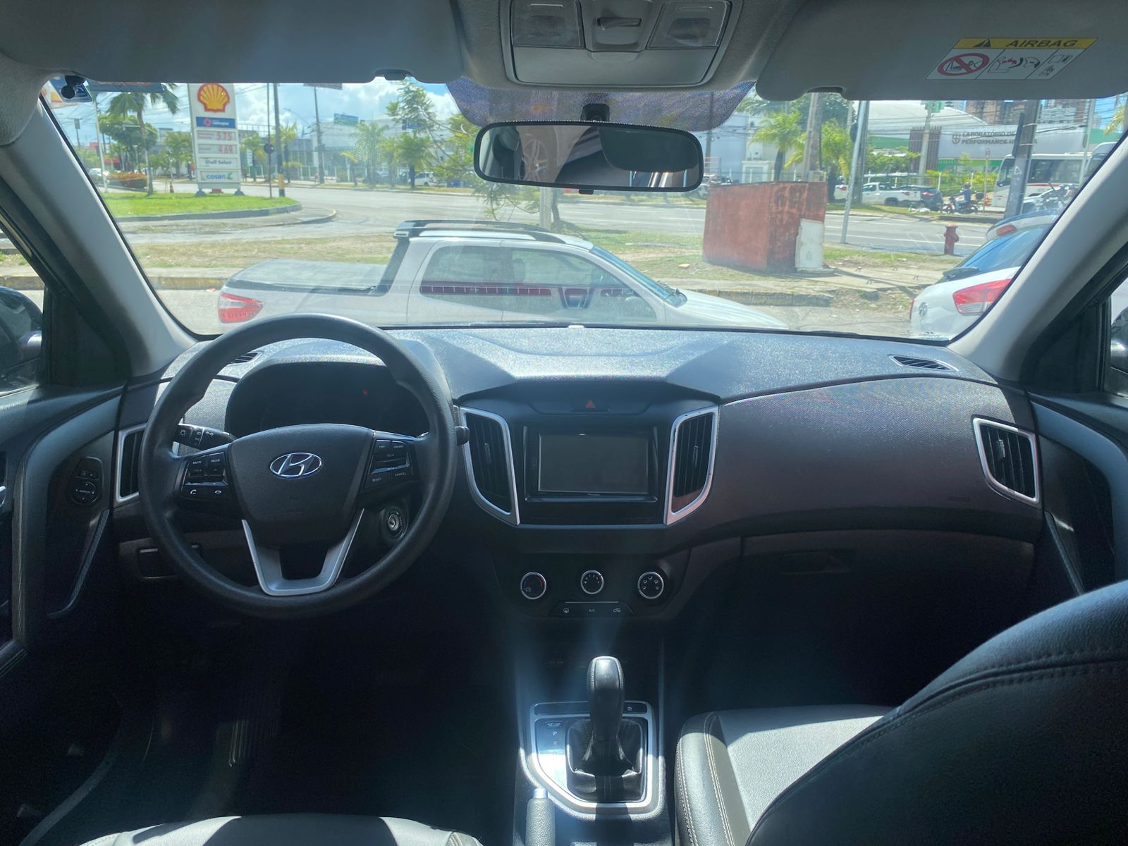 HYUNDAI         CRETA