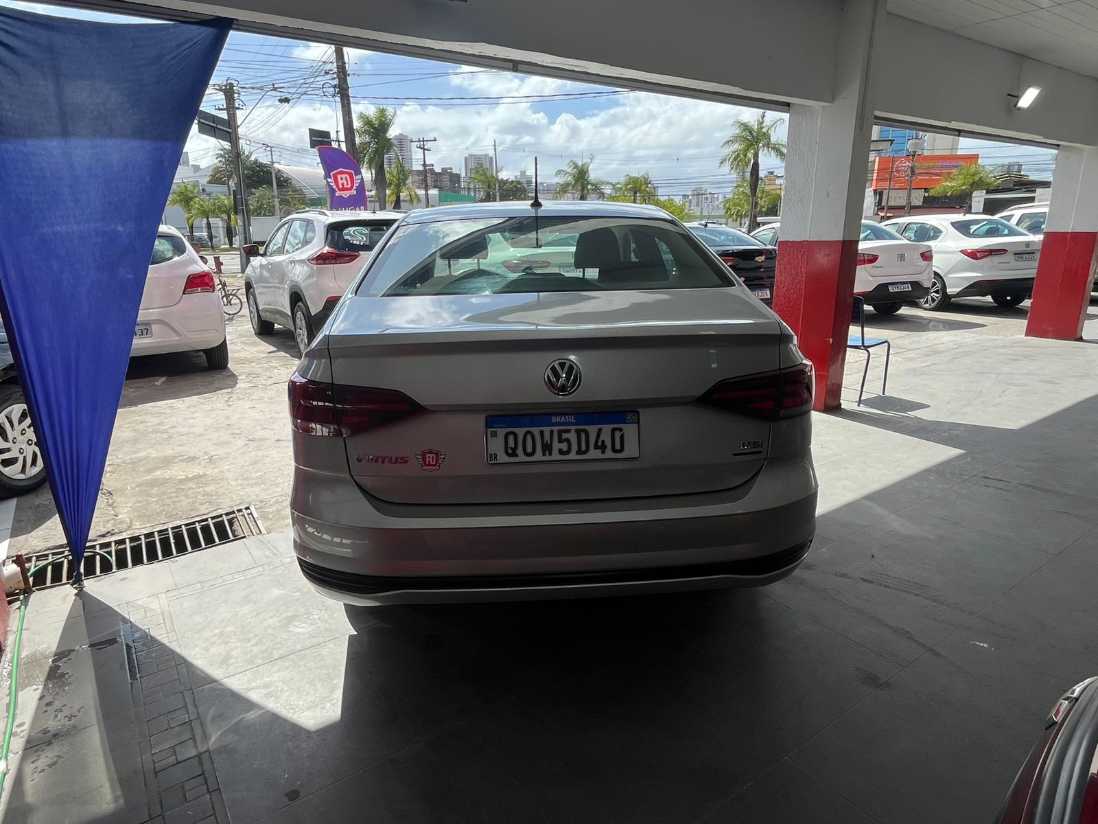 VOLKSWAGEN         VIRTUS