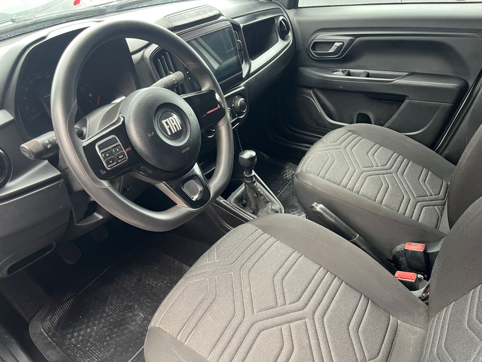 TOYOTA         YARIS