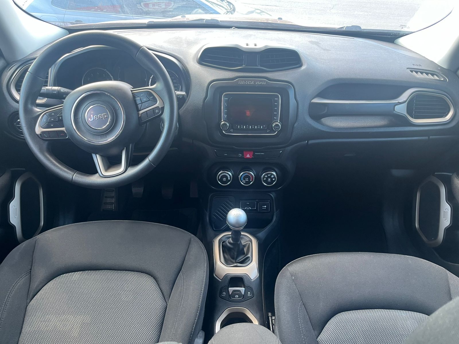 JEEP         RENEGADE